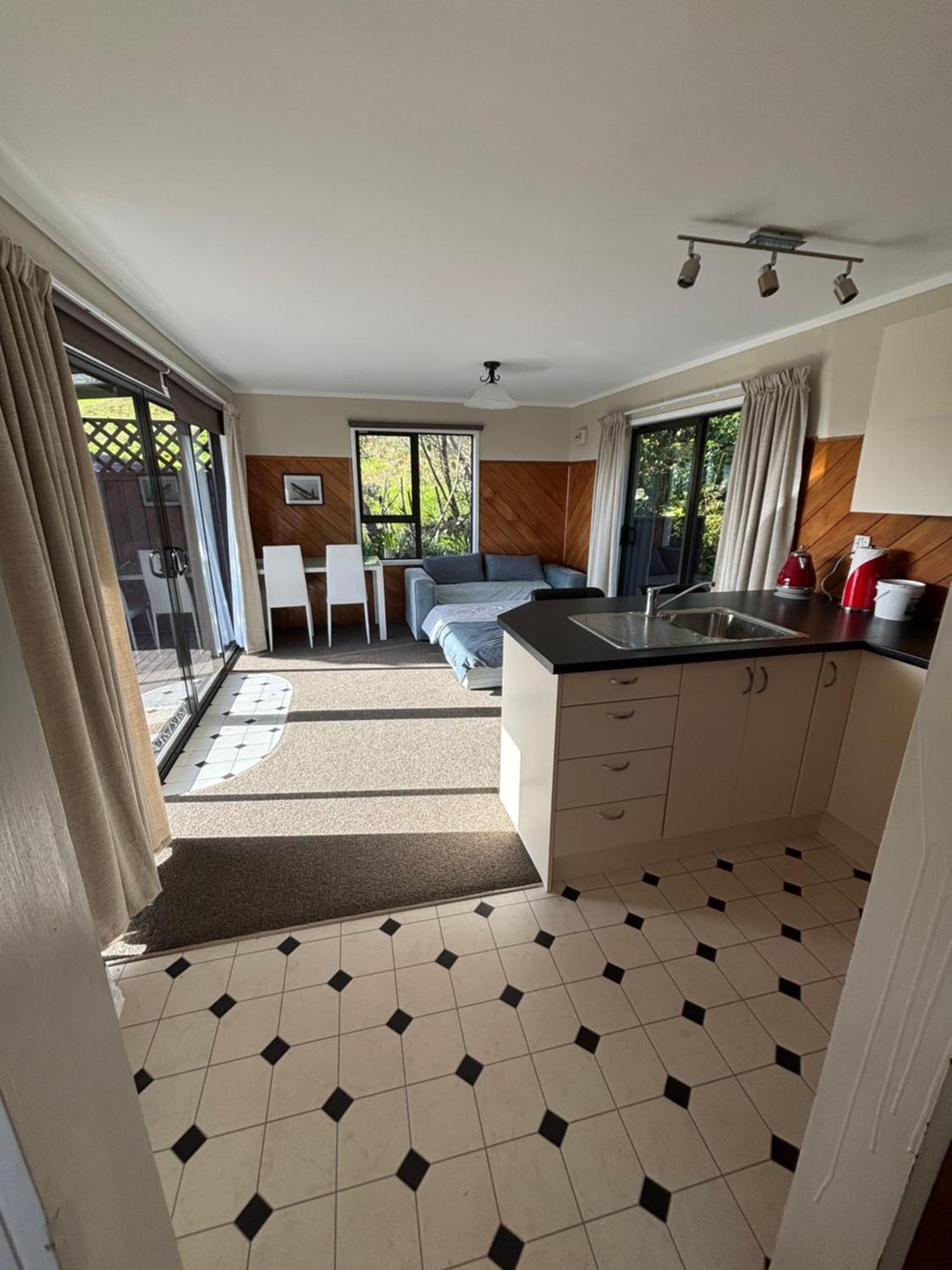 Ruakaka Retreat Hotell Eksteriør bilde