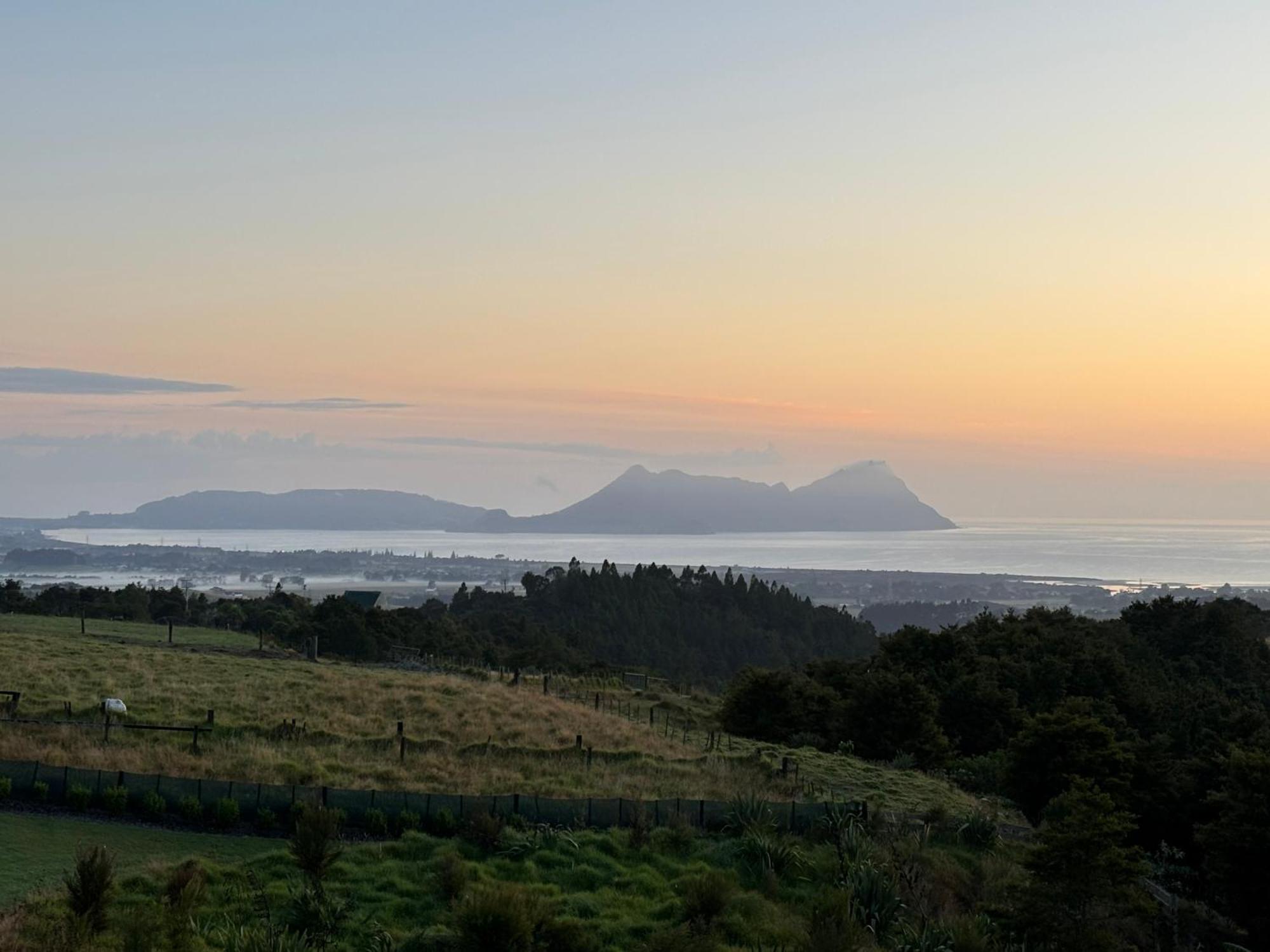 Ruakaka Retreat Hotell Eksteriør bilde